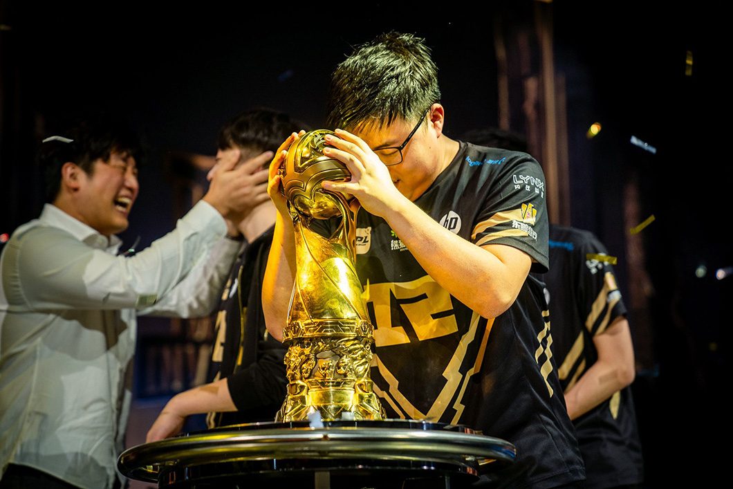 Riot Games announces Uzi as the next inductee in the Hall of Legends.
